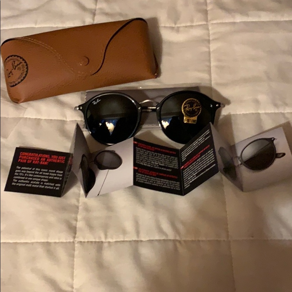 Ray-Ban Round Fleck BRAND NEW